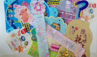 Industry News-Heshan Zhengda-Special-Shaped Packaging Bags - More Than a Container, But a "Walking Business Card" for Your Products While conventional square or round packages still "blend in" on the shelves,